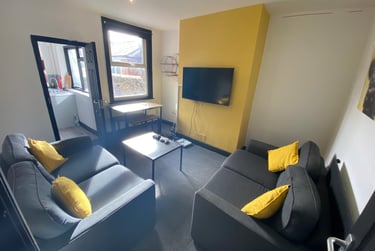 3 bed house, Henshall Street, Newton, Chester, CH14HQ - Image 2