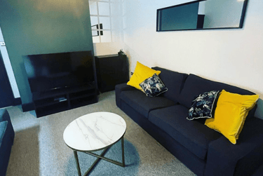 6 bed house, Chichester Street, Newton, Chester, CH14AD - Image 2