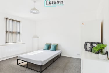 5 bed house, Widden Street, City Centre, Gloucester, GL14AN - Image 3