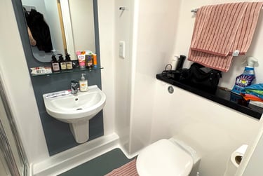 8 bed flat, Peckham Road, Camberwell, London, SE58UH - Image 5