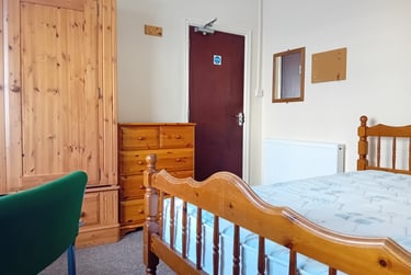 5 bed house, Westbury Street, Uplands, Swansea, SA14JN - Image 1