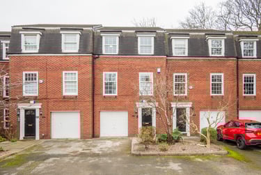 6 bed house, Willow Bank, Fallowfield, Manchester, M146XT - Image 1