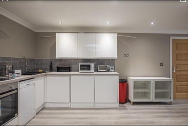 2 bed flat, Anglesey Lodge, City Centre, Surrey, KT12ND - Image 12