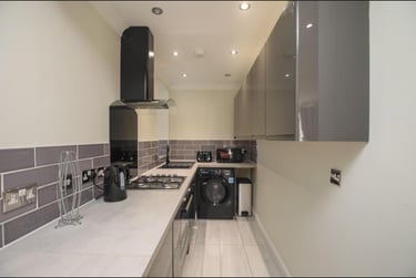 2 bed flat, Anglesey Lodge, City Centre, Surrey, KT12ND - Image 8
