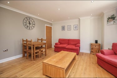 2 bed flat, Anglesey Lodge, City Centre, Surrey, KT12ND - Image 10