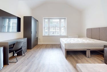 1 bed studio, Triangle West, Clifton, Bristol, BS81ER - Image 2