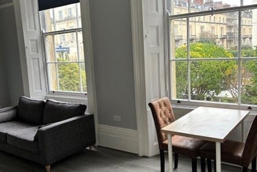 1 bed studio, St. Pauls Road, Clifton, Bristol, BS81LP - Image 3