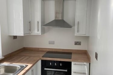 2 bed flat, Southleigh Road, Clifton, Bristol, BS82BQ - Image 2