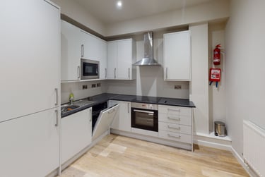 5 bed flat, Queens Road, Kingsdown, Bristol, BS81QL - Image 2