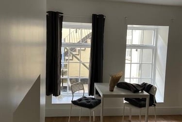 2 bed flat, Southleigh Road, Clifton, Bristol, BS82BQ - Image 4