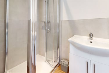 2 bed flat, Regent Street, Clifton, Bristol, BS84HW - Image 4