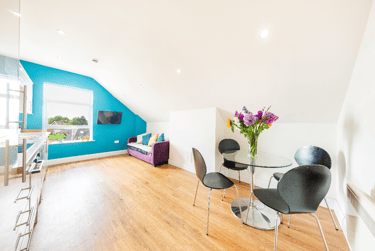 3 bed flat, Kings Parade Avenue, Redland, Bristol, BS82RE - Image 1