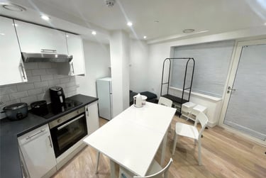 2 bed flat, Triangle South, Kingsdown, Bristol, BS81EY - Image 4