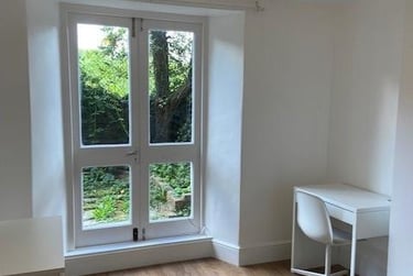 2 bed flat, Southleigh Road, Clifton, Bristol, BS82BQ - Image 1