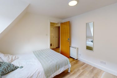 6 bed flat, Denmark Street, City Centre, Bristol, BS15DQ - Image 10