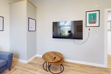 5 bed flat, Bar Road, City Centre, Falmouth, TR114NN - Image 1