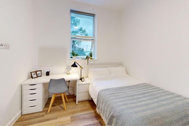 6 bed flat, Bar Road, City Centre, Falmouth, TR114NN - Image 11