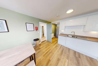 7 bed flat, Arwenack Street, City Centre, Falmouth, TR113JA - Image 6