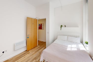 2 bed flat, Mark Lane, City Centre, Bristol, BS15DG - Image 4