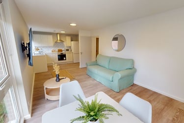 1 bed flat, Monterey Gardens, Mount Pleasant, Exeter, EX45EN - Image 3