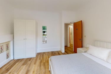 4 bed flat, Avenue Road, City Centre, Falmouth, TR114AZ - Image 8