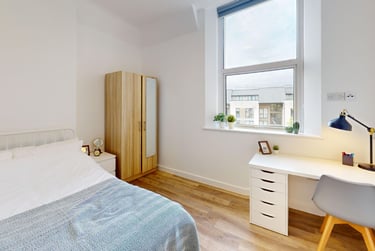 5 bed flat, Bar Road, City Centre, Falmouth, TR114NN - Image 5