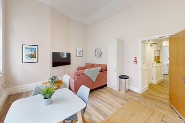 3 bed flat, St. Nicholas Street, City Centre, Bristol, BS11TP - Image 1