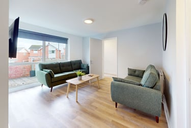 6 bed house, Monterey Gardens, Mount Pleasant, Exeter, EX45EN - Image 5