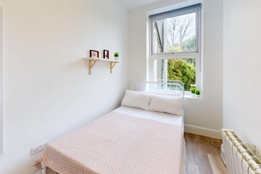 4 bed flat, Avenue Road, City Centre, Falmouth, TR114AZ - Image 10