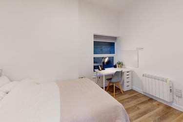 6 bed flat, Bar Road, City Centre, Falmouth, TR114NN - Image 5