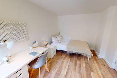 6 bed house, Monterey Gardens, Mount Pleasant, Exeter, EX45EN - Image 7