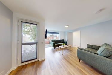 6 bed house, Monterey Gardens, Mount Pleasant, Exeter, EX45EN - Image 8