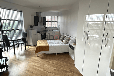 1 bed studio, Conduit Street, Highfields, Leicester, LE20JN - Image 2