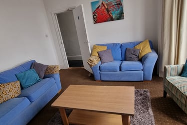 4 bed house, Malvern Terrace, Brynmill, Swansea, SA20BD - Image 2