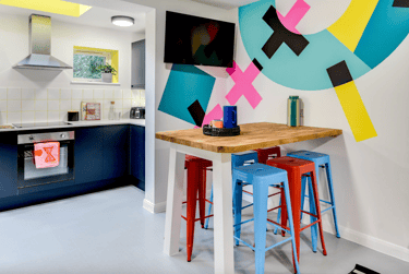 6 bed house, Freeview Road, Twerton, Bath, BA21DS - Image 1