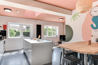 6 bed house, Landseer Avenue, Lockleaze, Bristol, BS79YR - Image 1