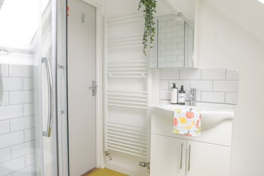 9 bed house, The Avenue, Bevendean, Brighton, BN24FD - Image 1