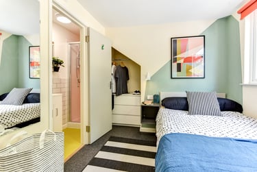 1 bed house, Heath Hill Avenue, Bevendean, Brighton, BN24FH - Image 1