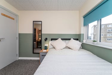 1 bed house, Poolemead Road, Twerton, Bath, BA21QP - Image 1