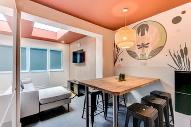 1 bed house, Hogarth Walk, Lockleaze, Bristol, BS79XS - Image 1