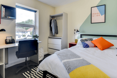 6 bed house, Hillside, Moulsecoomb, Brighton, BN24TF - Image 2