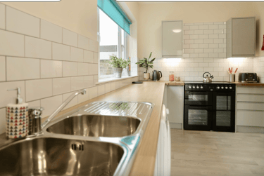 7 bed house, Park Rad, Coldean, Brighton, BN19AA - Image 2