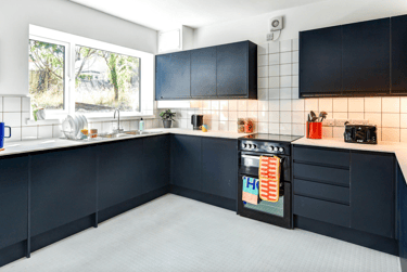 6 bed house, Stothard Road, Lockleaze, Bristol, BS79XL - Image 2