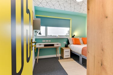 1 bed house, Holcombe Green, Weston, Bath, BA14HT - Image 2