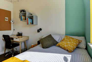 6 bed house, Southlands, Weston, Bath, BA14DY - Image 3