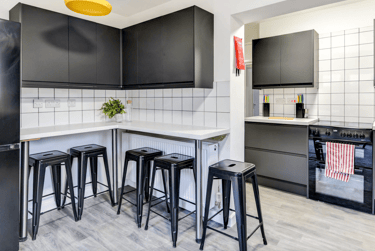 6 bed house, Rowlandson Gardens, Lockleaze, Bristol, BS79UH - Image 4