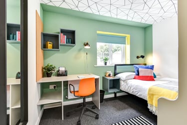 1 bed house, Garrick Road, Twerton, Bath, BA21QX - Image 1