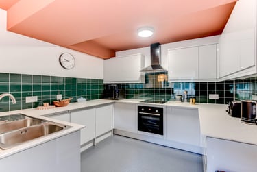 1 bed house, Hogarth Walk, Lockleaze, Bristol, BS79XS - Image 3