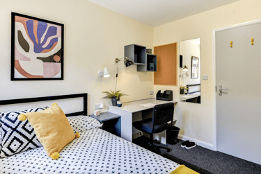 8 bed house, Upper Bevendean Avenue, Bevendean, Brighton, BN24FG - Image 6