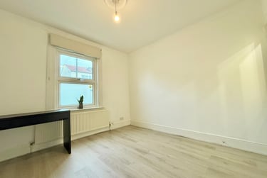 2 bed house, Claremont Road, Hornchurch, London, RM111BZ - Image 5